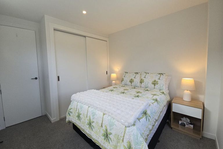 Photo of property in 33 Ryan Loop, Jacks Point, 9371