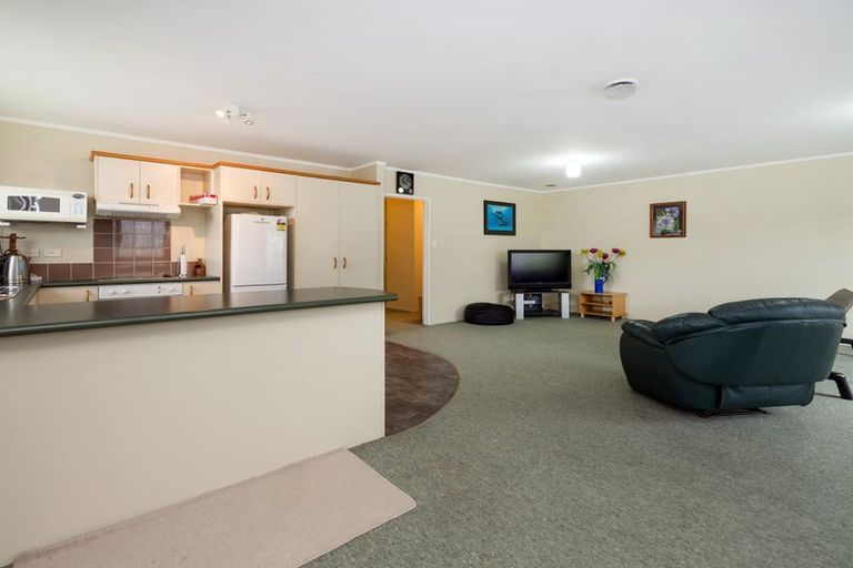 Photo of property in 6a Fairview Road, Western Heights, Rotorua, 3015