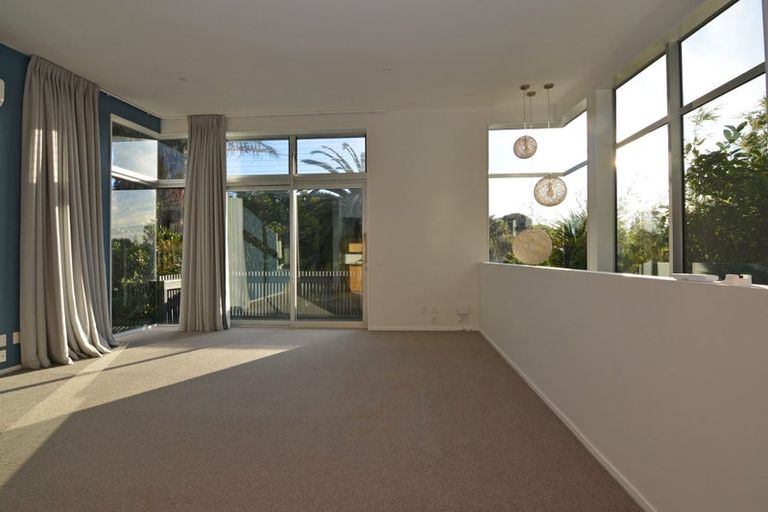Photo of property in 58 Matai Road, Raumati South, Paraparaumu, 5032