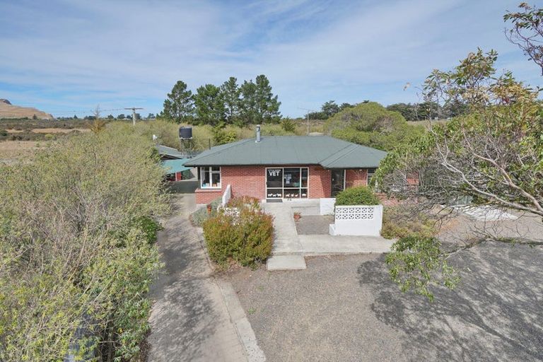 Photo of property in 3328 Christchurch Akaroa Road, Little River, 7591