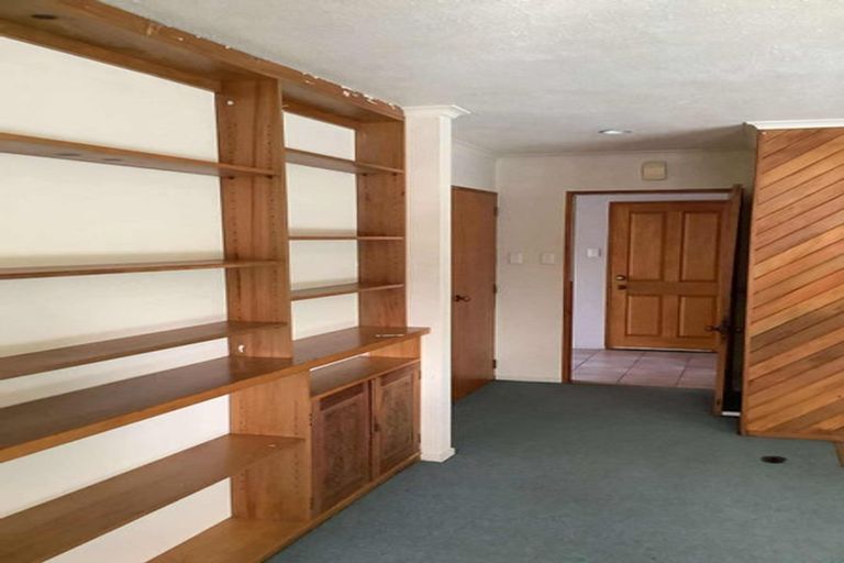 Photo of property in 17b Ramore Place, Redwood, Christchurch, 8051