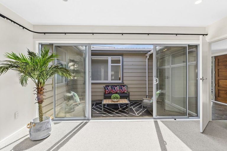 Photo of property in 99 Parkvale Road, Karori, Wellington, 6012