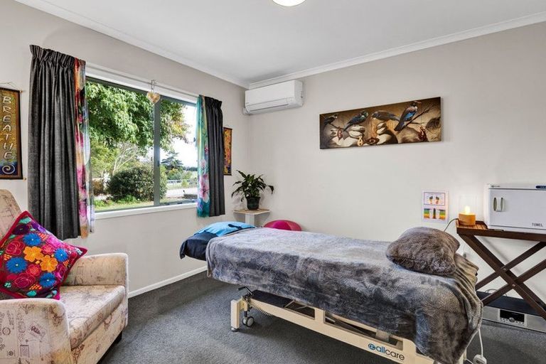 Photo of property in 116 Clifford Road, Eltham, 4322