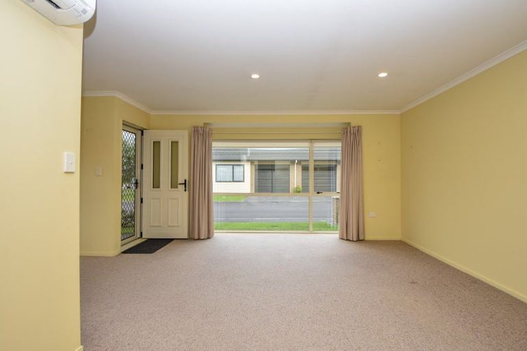 Photo of property in Villa Estate, 12/55 Armstrong Avenue, Carterton, 5713