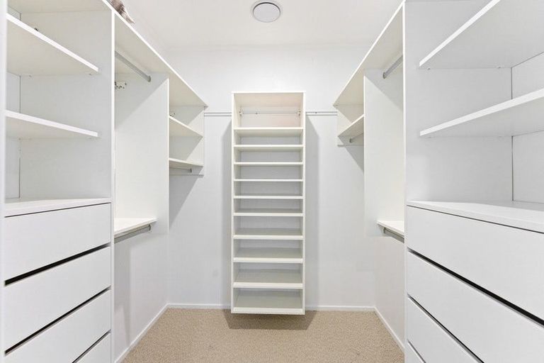 Photo of property in 5 Lavinia Grove, Waikanae Beach, Waikanae, 5036