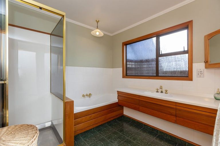 Photo of property in 47 Rosetta Road, Raumati South, Paraparaumu, 5032