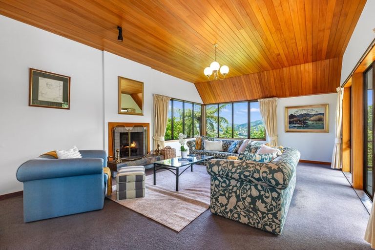 Photo of property in 50 Amapur Drive, Khandallah, Wellington, 6035