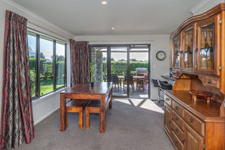 Photo of property in 9 Tullahoma Way, Ohau, Levin, 5570