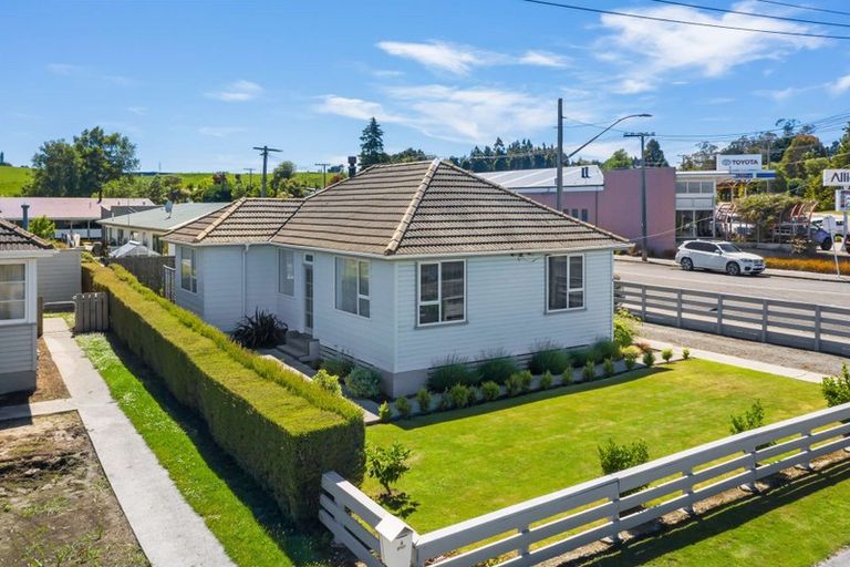 Photo of property in 2 Gormack Street, Balclutha, 9230