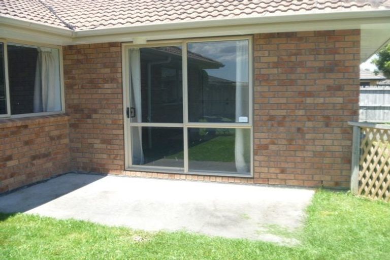 Photo of property in 49 Scotts Field Drive, Takanini, 2112
