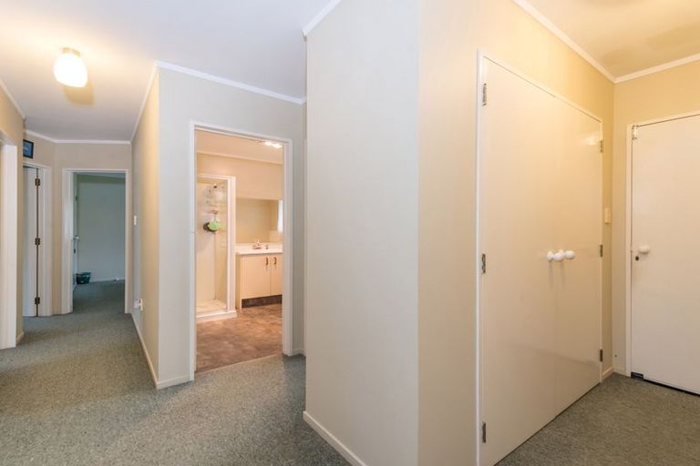 Photo of property in 6a Fairview Road, Western Heights, Rotorua, 3015