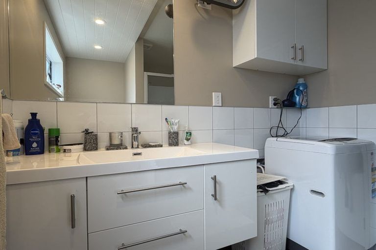 Photo of property in 182 Shaw Avenue, New Brighton, Christchurch, 8083