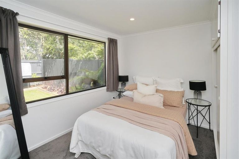 Photo of property in 2/49 Cowes Street, Avondale, Christchurch, 8061