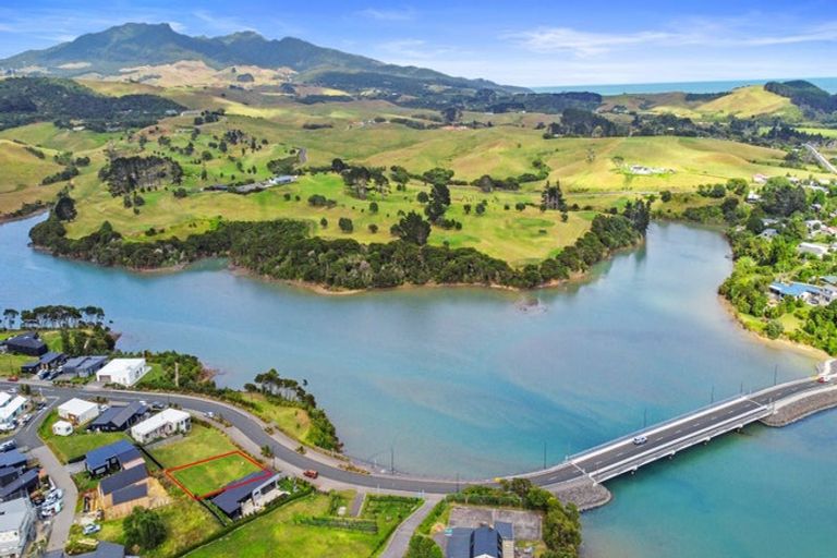 Photo of property in 7 Rangitahi Road, Raglan, 3225