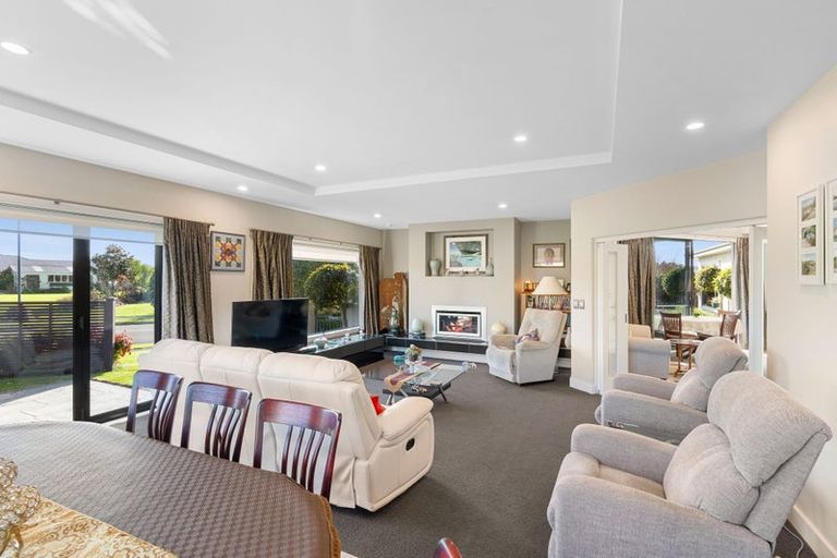 Photo of property in 6 Okarito Avenue, Levin, 5510