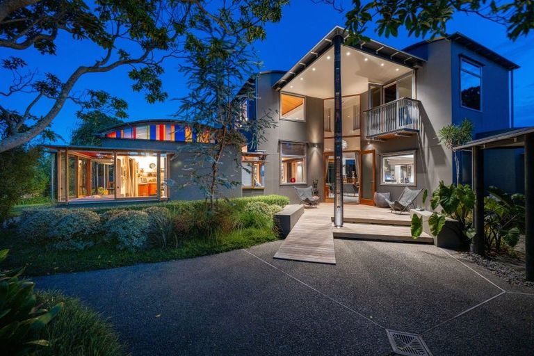 Photo of property in 46-48 Kuku Street, Te Awanga, 4102