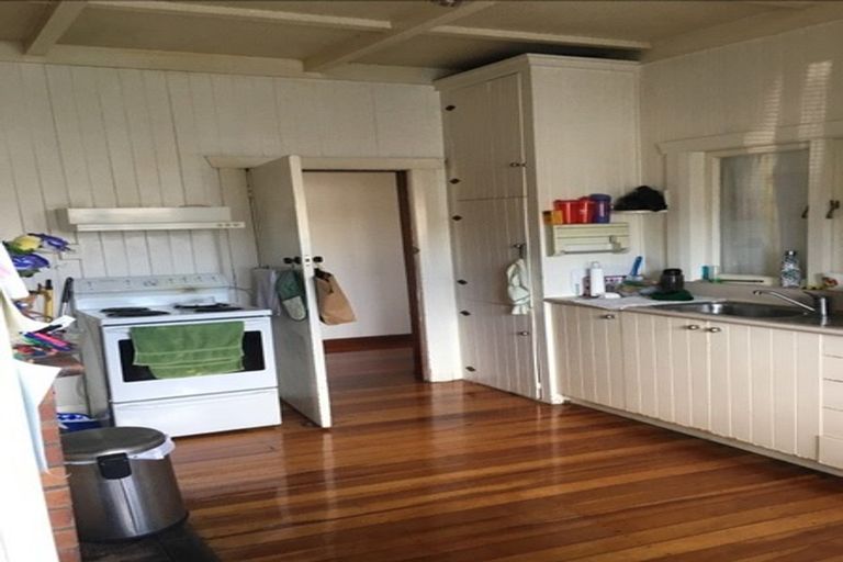 Photo of property in 76 Panorama Road, Mount Wellington, Auckland, 1060