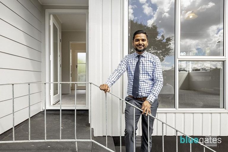 Photo of property in 17 Becker Drive, Weymouth, Auckland, 2103