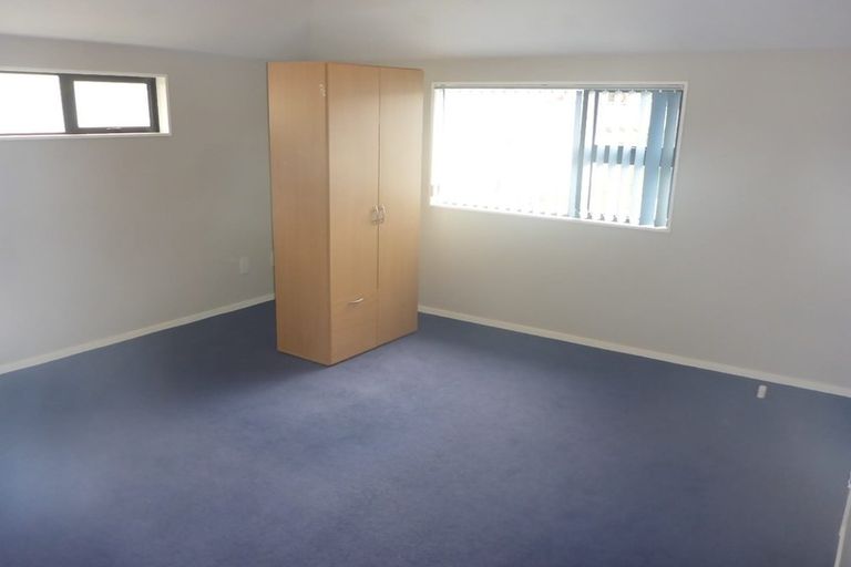 Photo of property in 53a Tauhinu Road, Miramar, Wellington, 6022