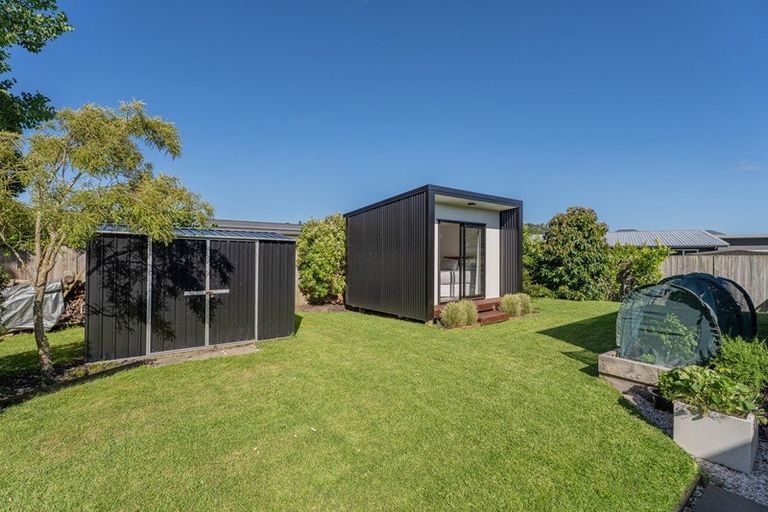 Photo of property in 10 Voyager Place, Cooks Beach, Whitianga, 3591