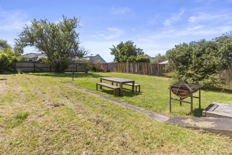 Photo of property in 183 Rathgar Road, Henderson, Auckland, 0610