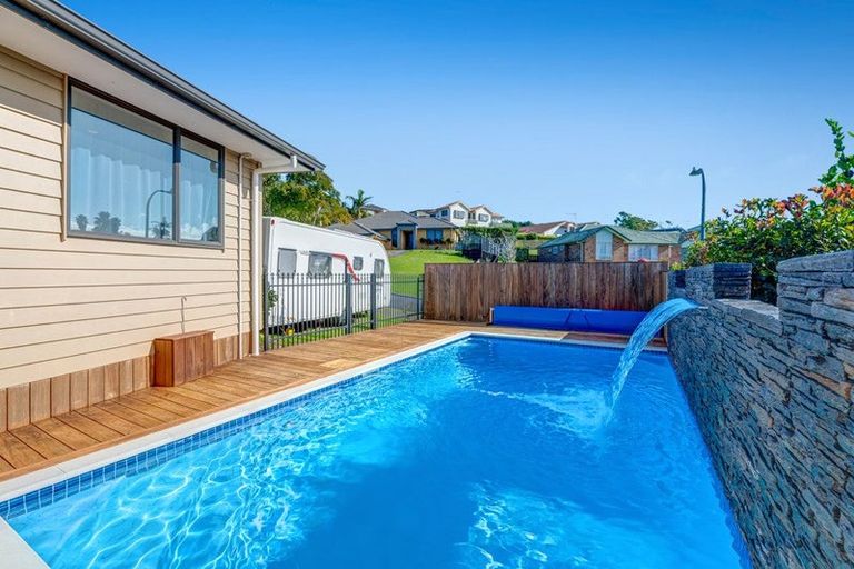 Photo of property in 3 Burwood Terrace, Gulf Harbour, Whangaparaoa, 0930