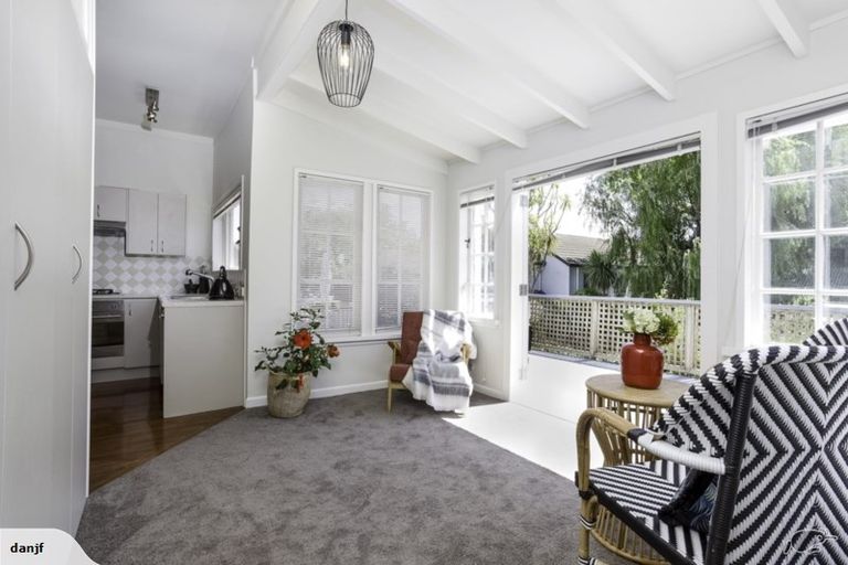 Photo of property in 26 Aramoana Avenue, Devonport, Auckland, 0624