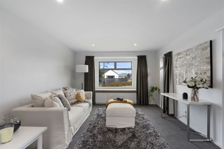 Photo of property in 32 Strauss Drive, Rolleston, 7614