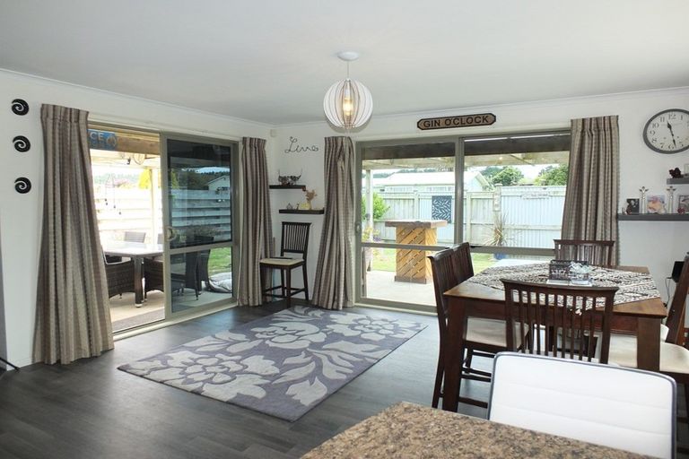 Photo of property in 10 Seabury Avenue, Foxton Beach, Foxton, 4815