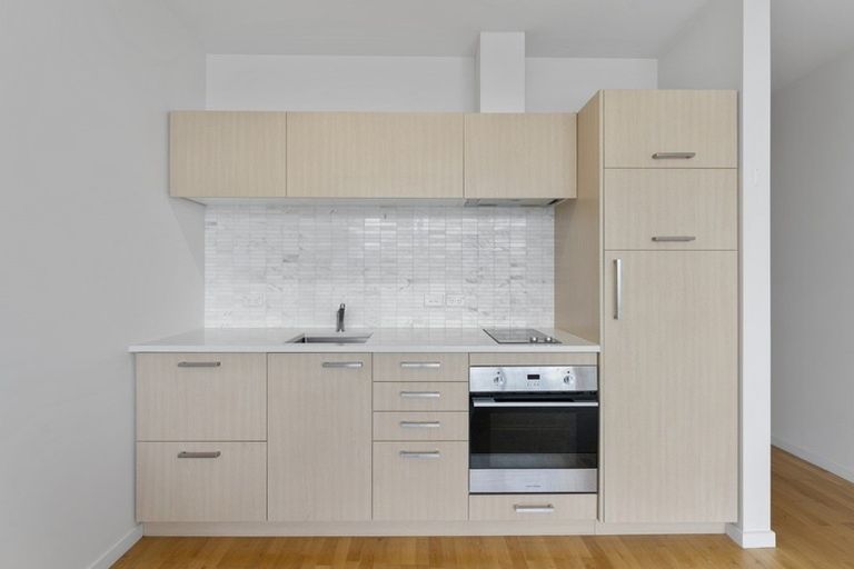 Photo of property in 12/180 Peterborough Street, Christchurch Central, Christchurch, 8013