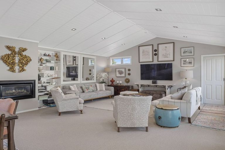 Photo of property in 12 Kurupae Road, Hilltop, Taupo, 3330