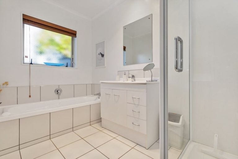 Photo of property in 11 Clydesdale Close, Papamoa Beach, Papamoa, 3118