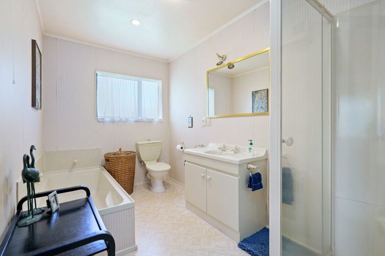 Photo of property in 158a Victoria Street, Cambridge, 3434