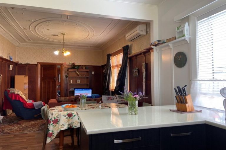 Photo of property in 263 Oxford Street, South Dunedin, Dunedin, 9012