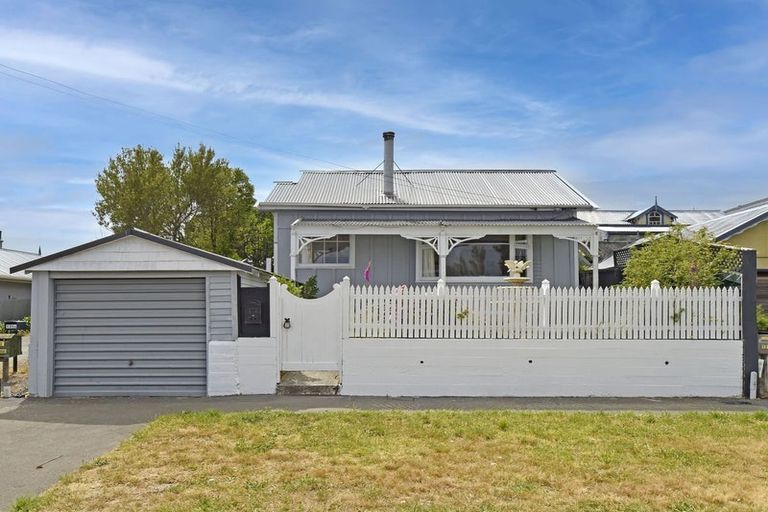 Photo of property in 135 Pine Avenue, South New Brighton, Christchurch, 8062