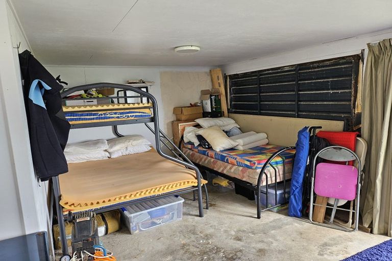 Photo of property in 1 Point Road, Mokau, 4376