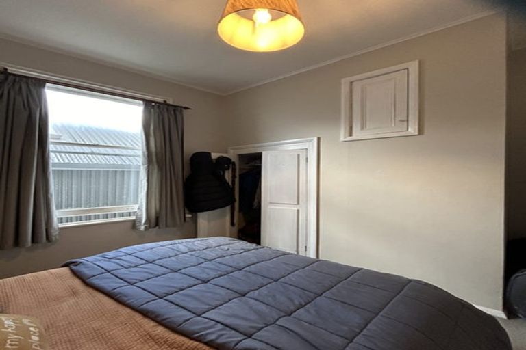 Photo of property in 61-61a Brougham Street, Mount Victoria, Wellington, 6011