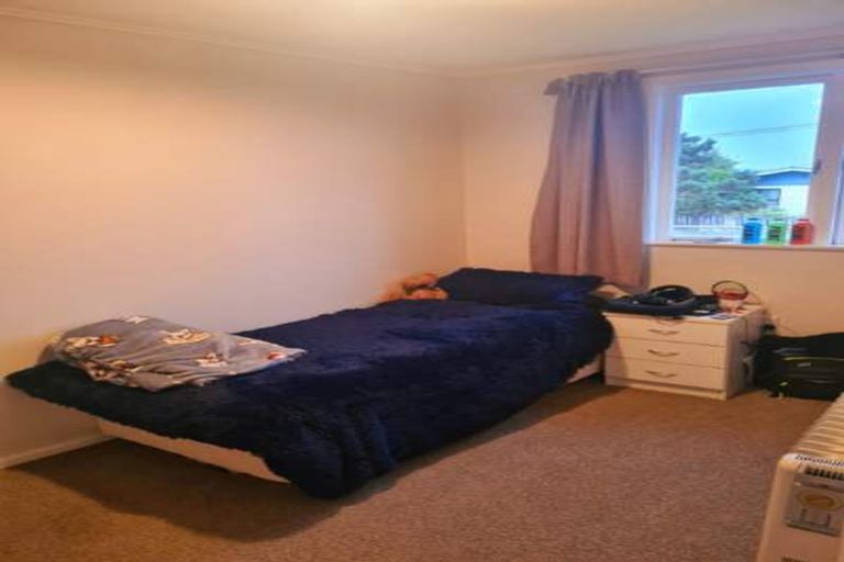 Photo of property in 16 Montgomery Street, Waipukurau, 4200