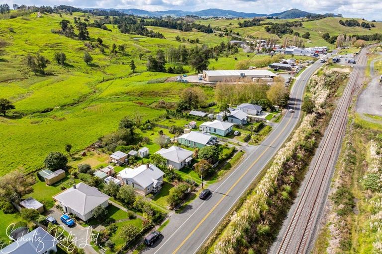 Photo of property in 1056 State Highway 12, Maungaturoto, 0583