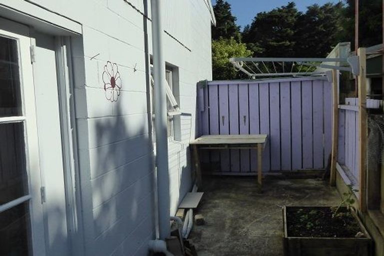 Photo of property in 1/69 Riverside Drive, Riverside, Whangarei, 0112
