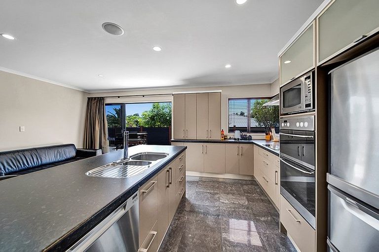 Photo of property in 9 Cherry Lane, Hurdon, New Plymouth, 4310