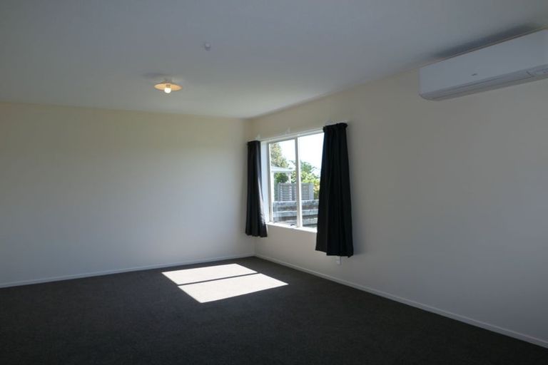 Photo of property in 34 Rosewood Place, Paraparaumu, 5032