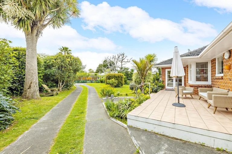 Photo of property in 97 Clevedon Road, Papakura, 2110