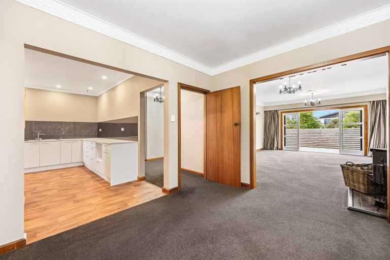 Photo of property in 15 Swansea Street, Hokowhitu, Palmerston North, 4410
