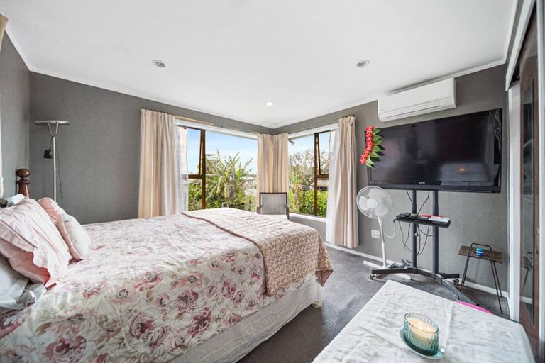 Photo of property in 40 Mckinstry Avenue, Mangere East, Auckland, 2024