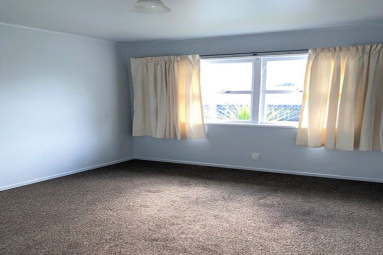 Photo of property in 122 George Street, Hikurangi, 0114