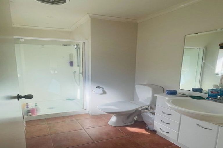 Photo of property in 62 Sandwick Drive, Weymouth, Auckland, 2103