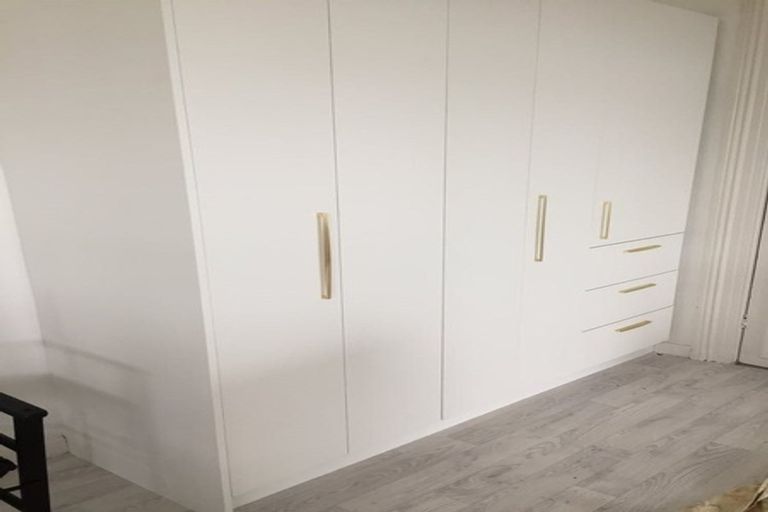 Photo of property in 21 Wharfe Street, South Hill, Oamaru, 9400