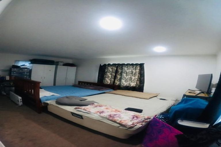 Photo of property in 452a West Coast Road, Glen Eden, Auckland, 0602