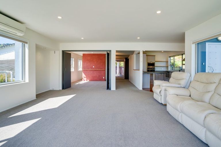 Photo of property in 40 Marine Parade, Macandrew Bay, Dunedin, 9014